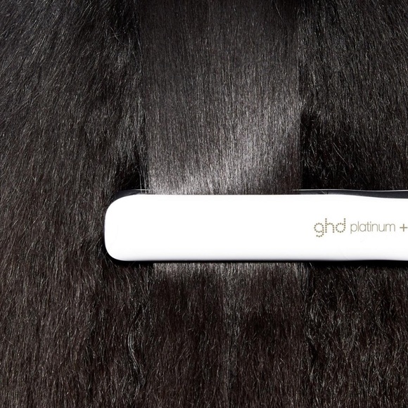 GHD Platinum+ Professional Performance 1” Smart Styler White - Picture 14 of 14